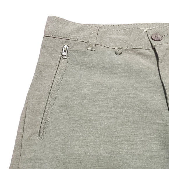 Dravus green shorts.     b1 - Picture 3 of 8